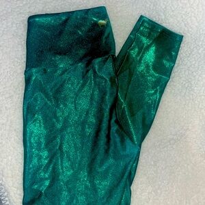 Gold sheep shiny leggings